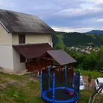 біля лісу апартименти з двома спальнями Szlavszke